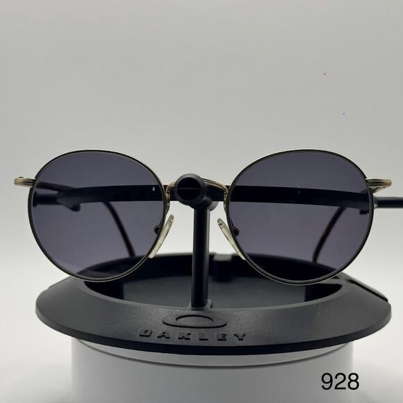 Vintage NOS 90s Oversized Gold Round Eyeglass Frames with New Non-RX Sun Lenses main image 10